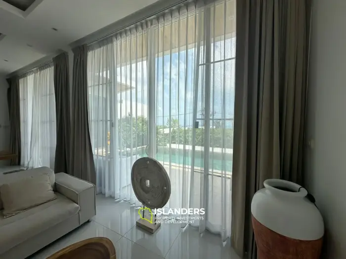 2 bedroom villa with sea view from a panoramic roof