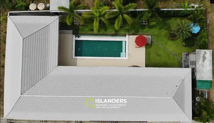 Villa avec piscine près de la plage de Lamai