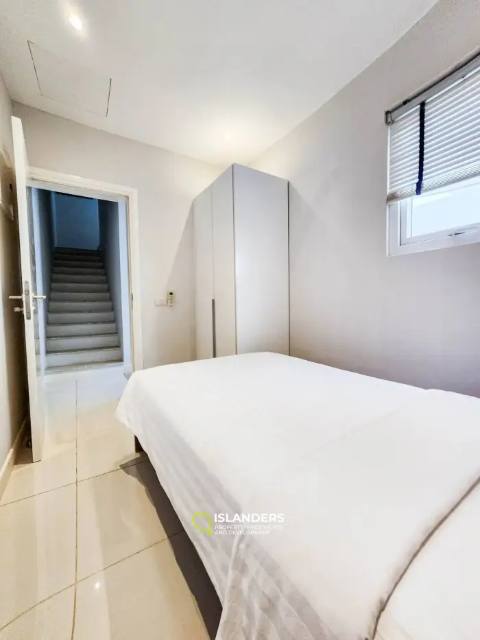 Casa adosada en un prestigioso complejo cerca de la playa