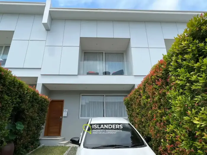 Casa adosada en un prestigioso complejo cerca de la playa
