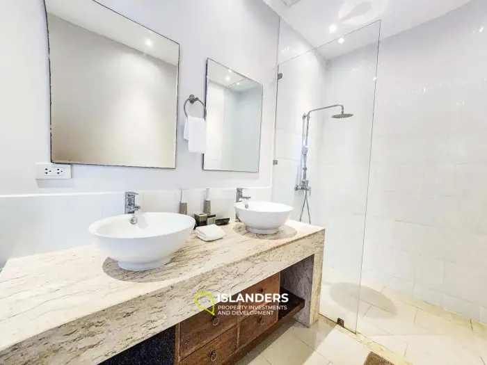 Casa adosada en un prestigioso complejo cerca de la playa