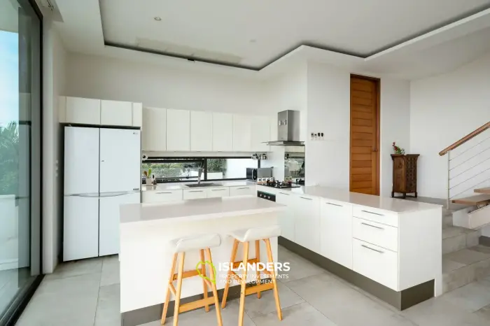 Panoramic pool villa 4 bedrooms in a good area