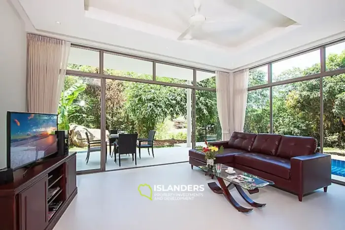 Maisonette-Villa mit Pool und 2 Schlafzimmern
