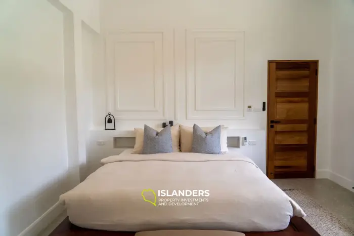 Spacious and stylish 3 bedroom pool villa