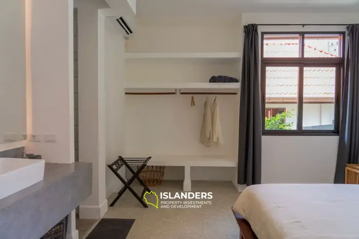 Spacious and stylish 3 bedroom pool villa