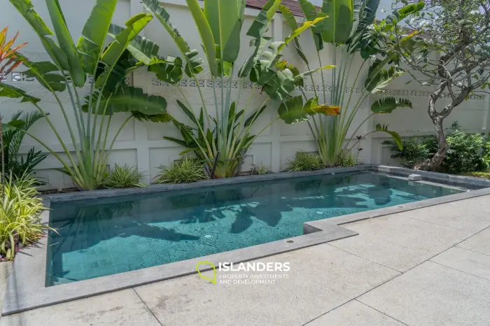Spacious and stylish 3 bedroom pool villa
