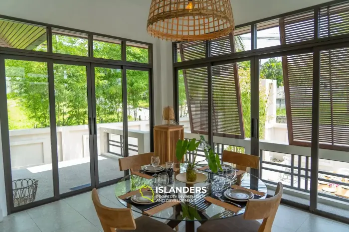 Spacious and stylish 3 bedroom pool villa