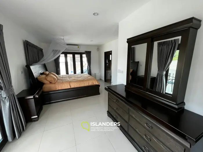 3 bedroom pool villa in a good area