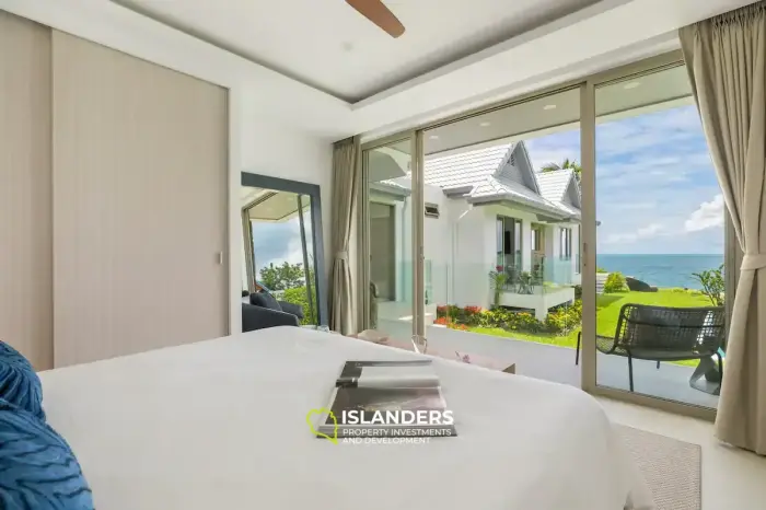 Exquisite 4-bedroom beach villa with sea view and direct access to the beach