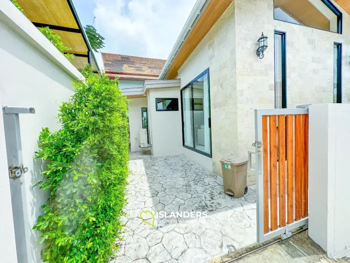 Neue Poolvilla mit 3 Schlafzimmern