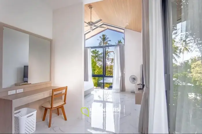 Neue Poolvilla mit 3 Schlafzimmern