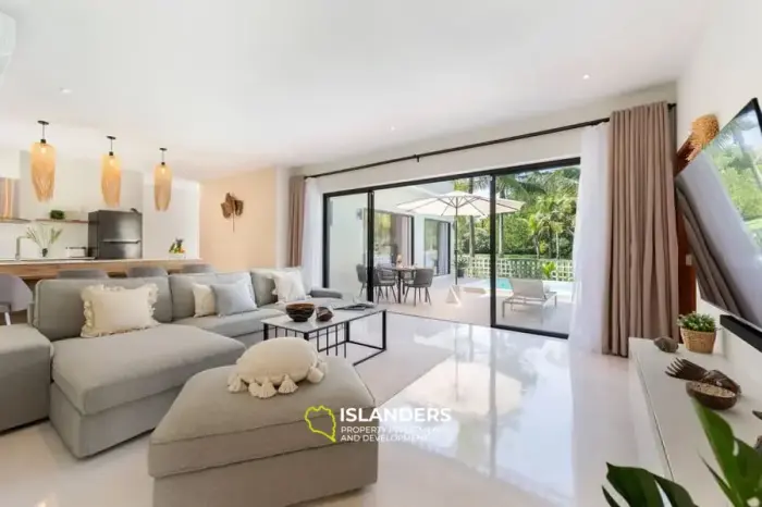Nouvelle villa de 3 chambres avec piscine dans un quartier pittoresque