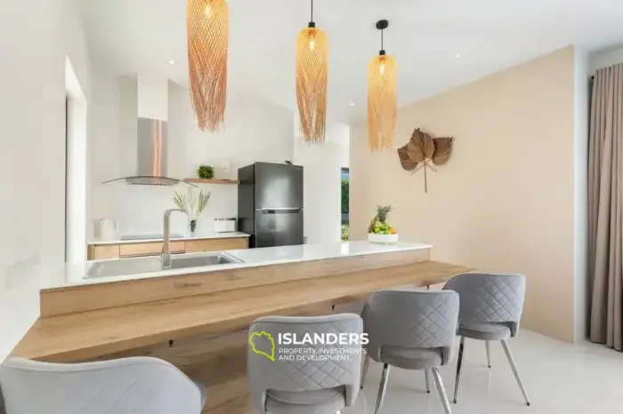 Nouvelle villa de 3 chambres avec piscine dans un quartier pittoresque