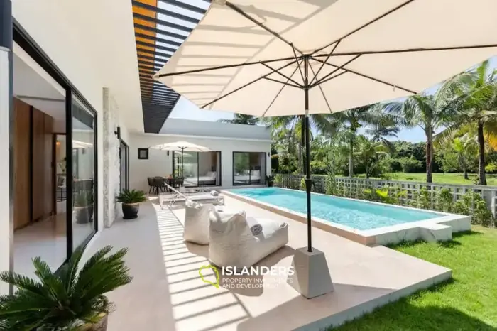 Nouvelle villa de 3 chambres avec piscine dans un quartier pittoresque