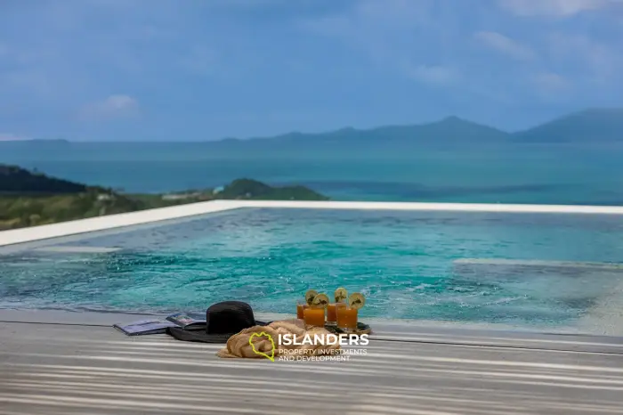 Stilvolle Poolvilla mit 4 Schlafzimmern