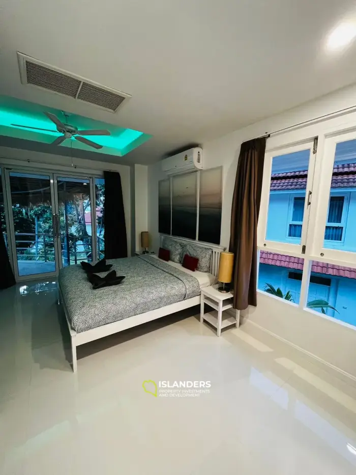 Villa cosy 3(+1) chambres avec piscine dans un quartier pittoresque
