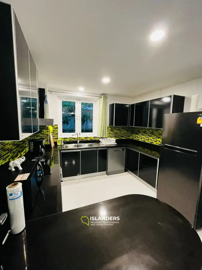Villa cosy 3(+1) chambres avec piscine dans un quartier pittoresque