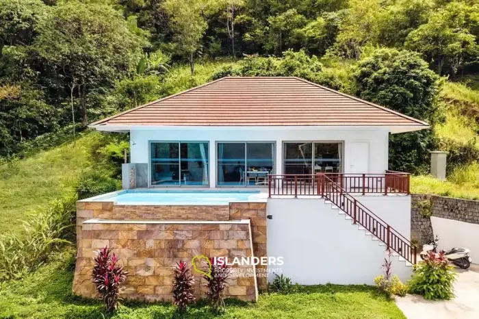 Stylish 3 bedroom villa in a quiet area