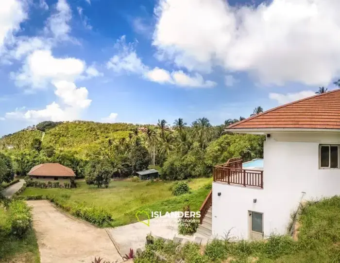 Stylish 3 bedroom villa in a quiet area