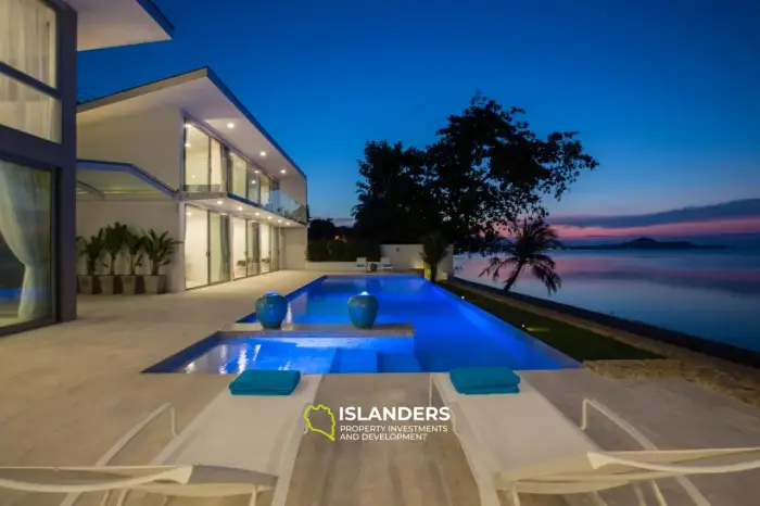 Villa de luxe 3 chambres en bord de mer