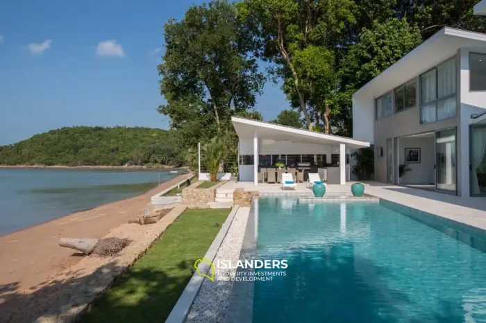 Villa de luxe 3 chambres en bord de mer