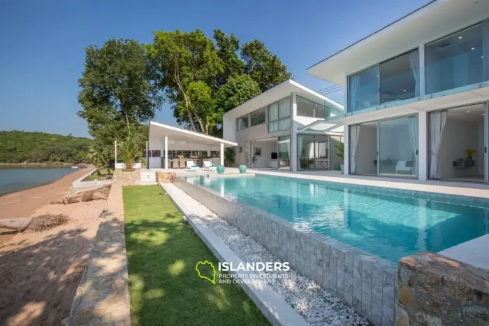 Villa de luxe 3 chambres en bord de mer