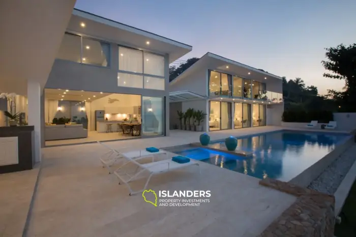 Villa de luxe 3 chambres en bord de mer