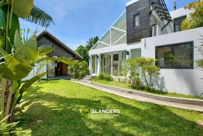 Strand-Premium-Villa mit 4 Schlafzimmern