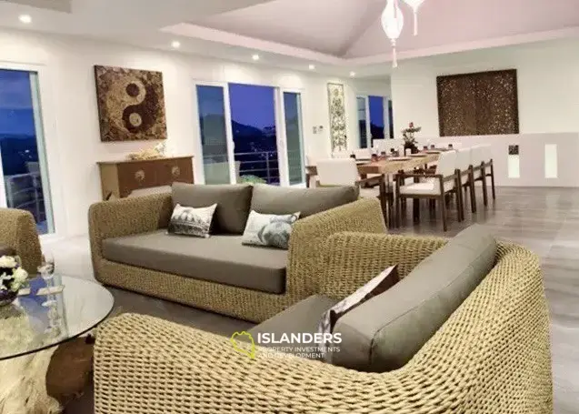 Panoramic premium 6 bedrooms villa with double view