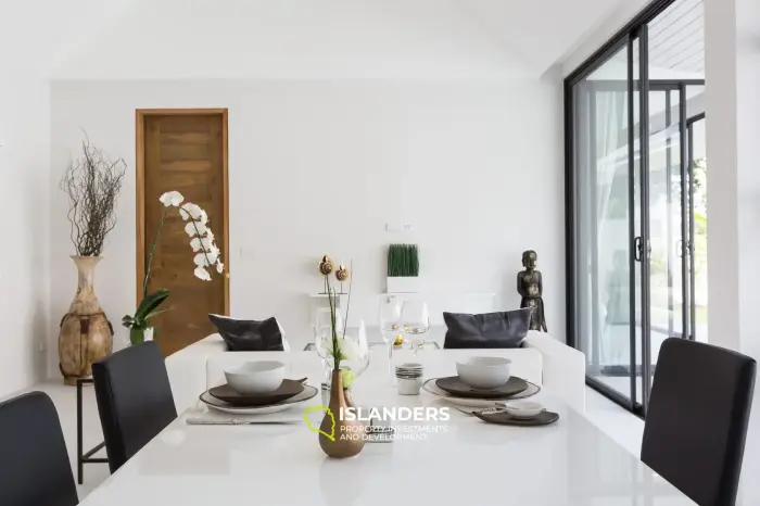 Private Villa mit 2 Schlafzimmern und Swimmingpool