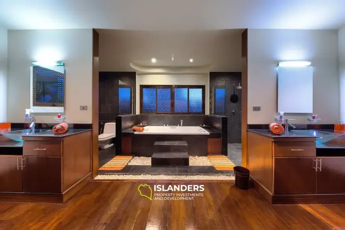 Villa élégante de 4 chambres près de la mer