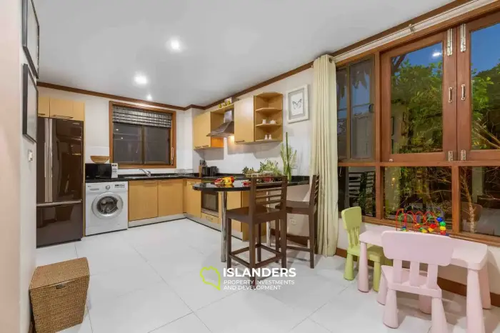 Magnificent 3 bedroom villa near one of the best beaches on the island