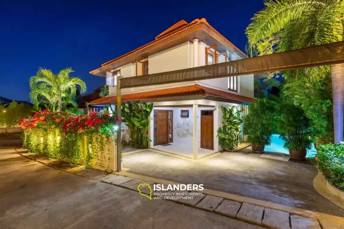 Magnificent 3 bedroom villa near one of the best beaches on the island