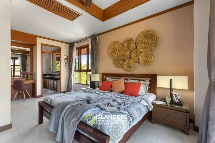 Magnificent 3 bedroom villa near one of the best beaches on the island