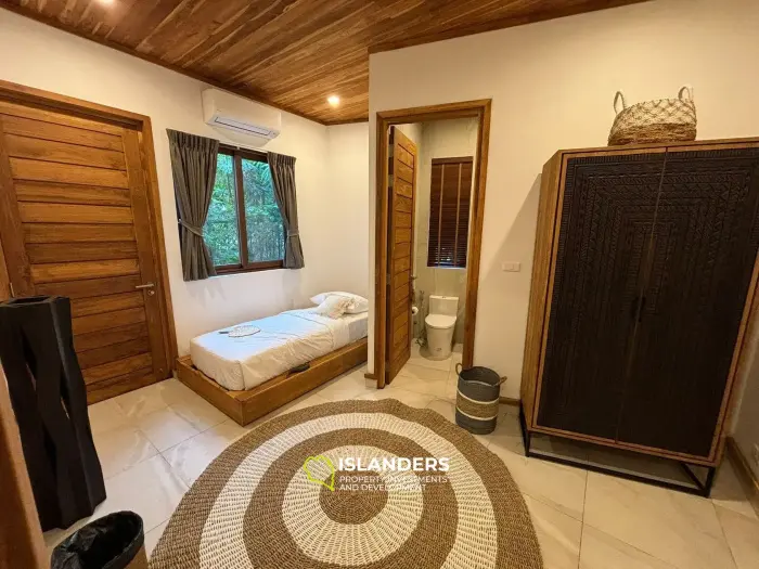 วิลล่าใหม่สุดพิเศษ 10 ห้องนอน ดีลักซ์ 5*