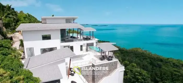 Elegant modern luxury 5* villa overlooking Chaweng beach