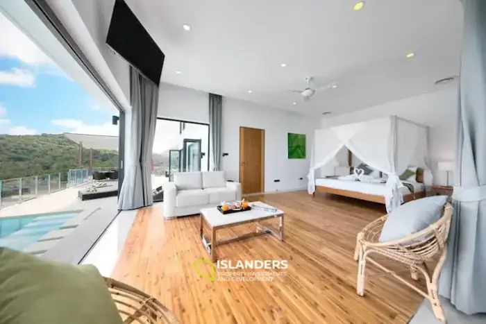 Elegant modern luxury 5* villa overlooking Chaweng beach