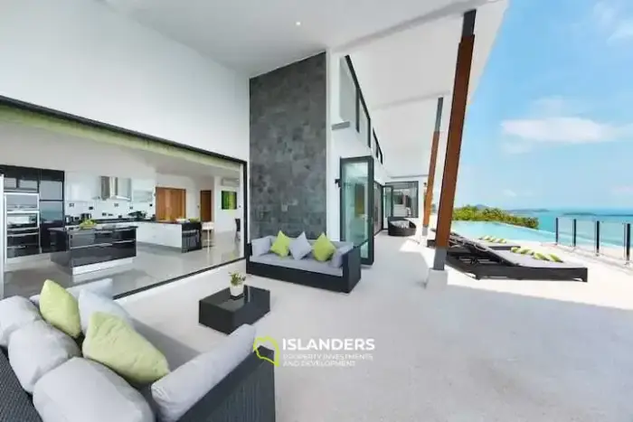 Elegant modern luxury 5* villa overlooking Chaweng beach