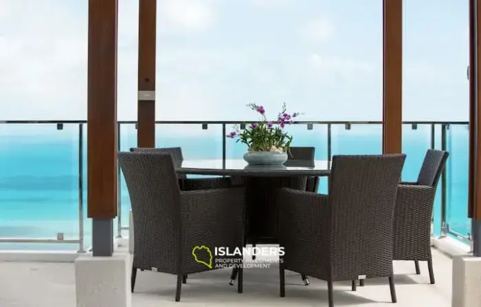 Elegant modern luxury 5* villa overlooking Chaweng beach