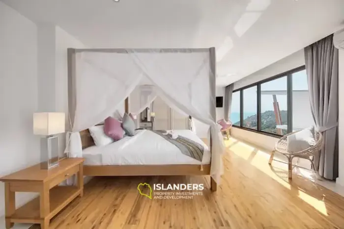 Elegant modern luxury 5* villa overlooking Chaweng beach