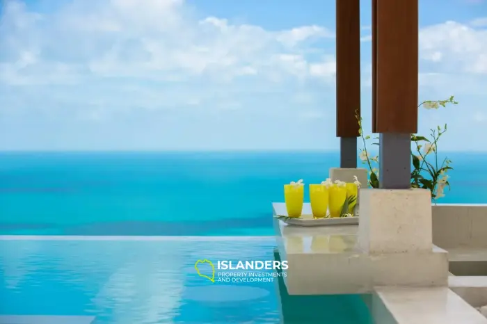 Elegant modern luxury 5* villa overlooking Chaweng beach