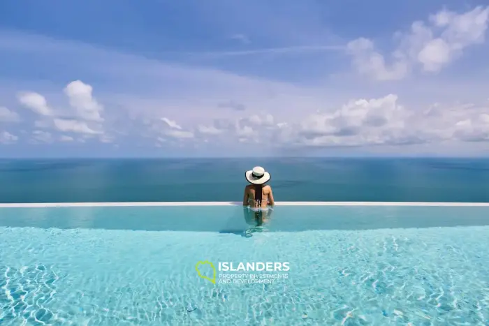 Elegant modern luxury 5* villa overlooking Chaweng beach