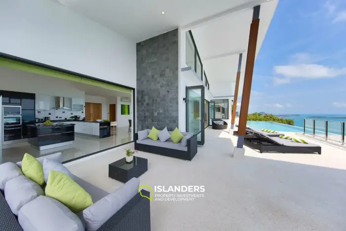 Elegant modern luxury 5* villa overlooking Chaweng beach