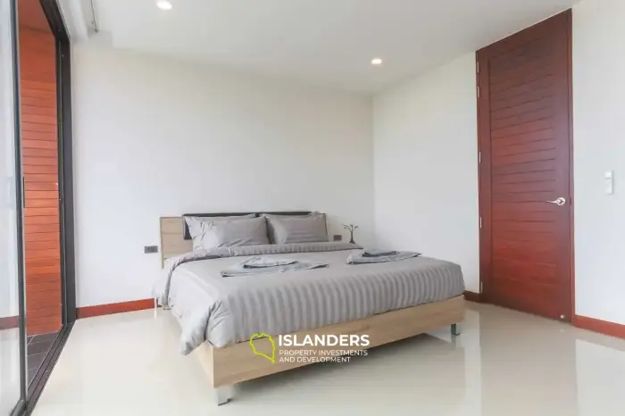 View villa 3 bedrooms with swimming pool near Chongmon beach