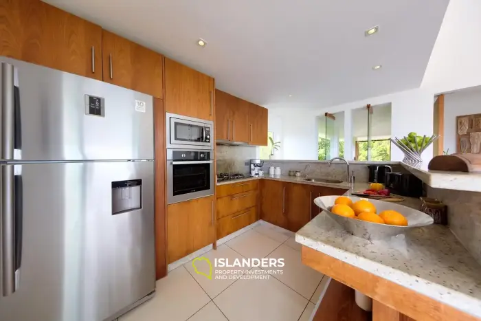 Panoramic designer villa with 5 bedrooms