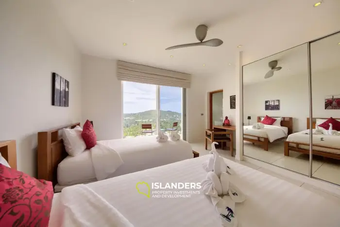 Panoramic designer villa with 5 bedrooms