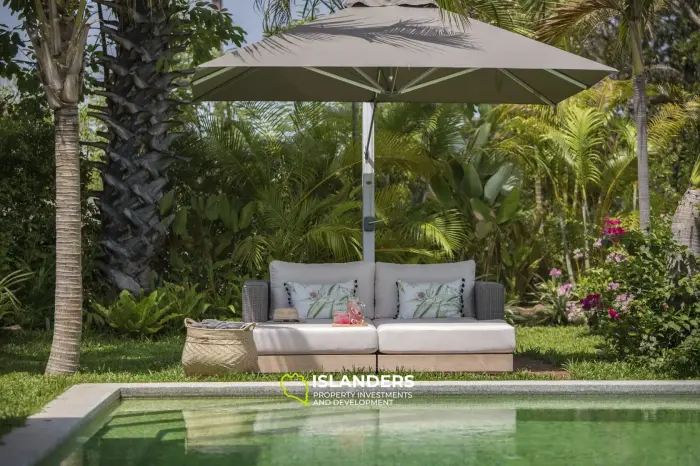 8 bedroom garden villa with pool and premium service