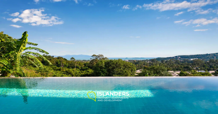 Spacious 7 bedroom Villa with magnificent ocean views