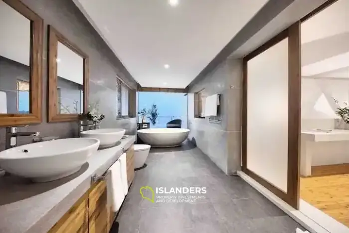 Villa de luxe 5* élégante et moderne avec vue sur la plage de Chaweng