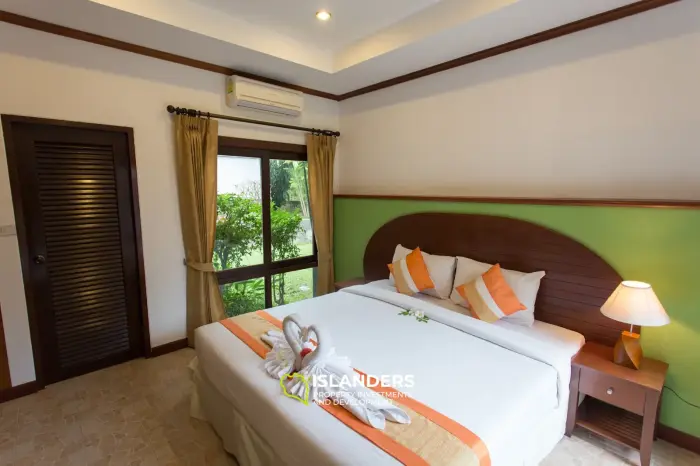 Villa de trois chambres avec piscine privée